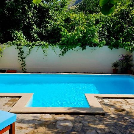 Lovely House With Swimming Pool 모스타르 외부 사진